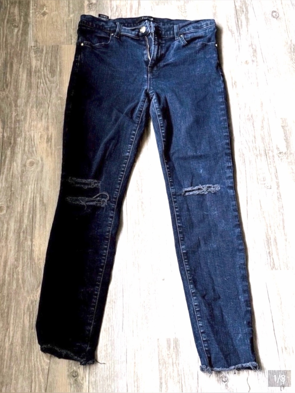 J Brand Cropped Skinny Jeans in Colour Blue Mercury Size 29
